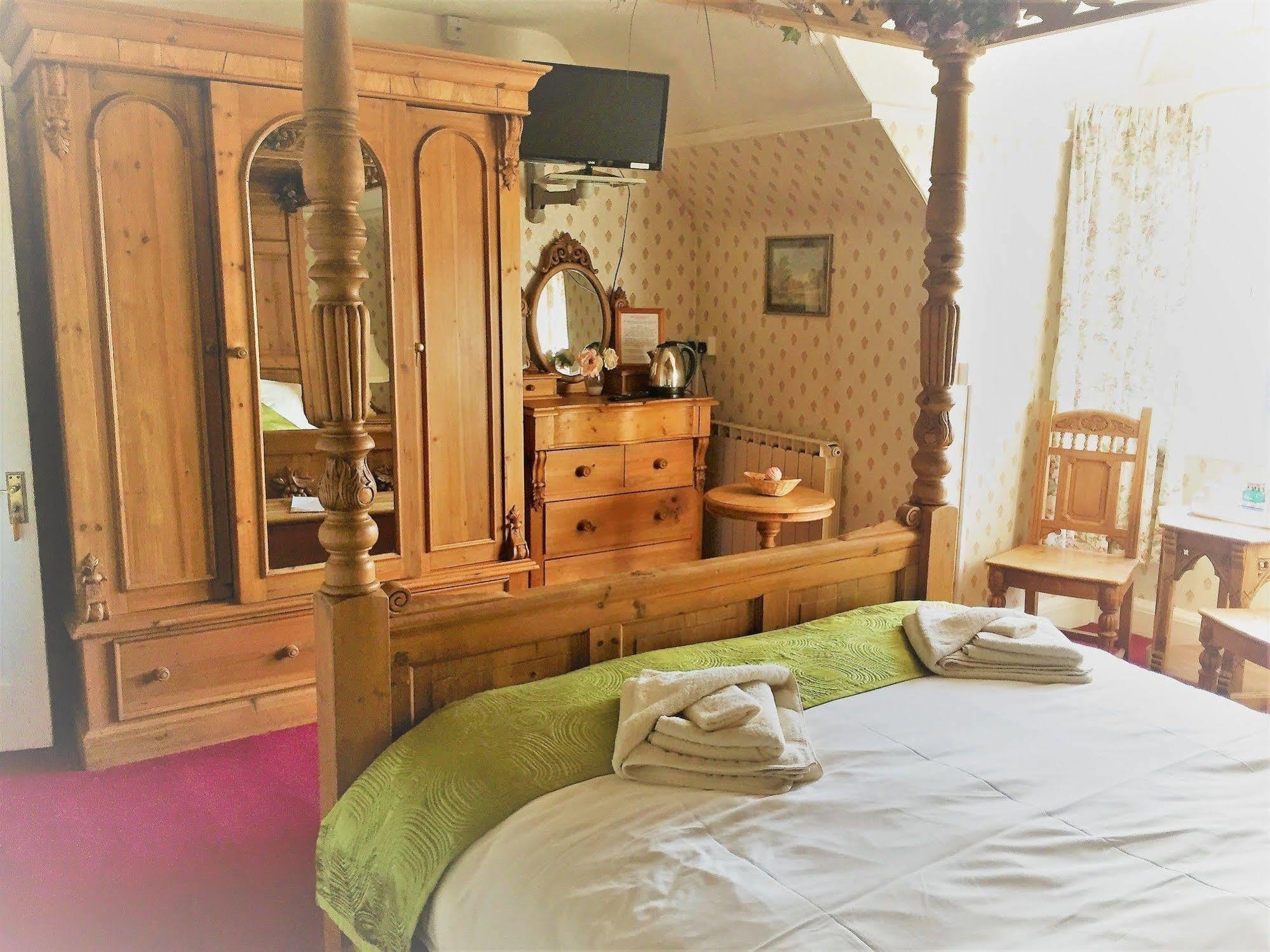Halfway House Inn Country Lodge Γέοβιλ Εξωτερικό φωτογραφία
